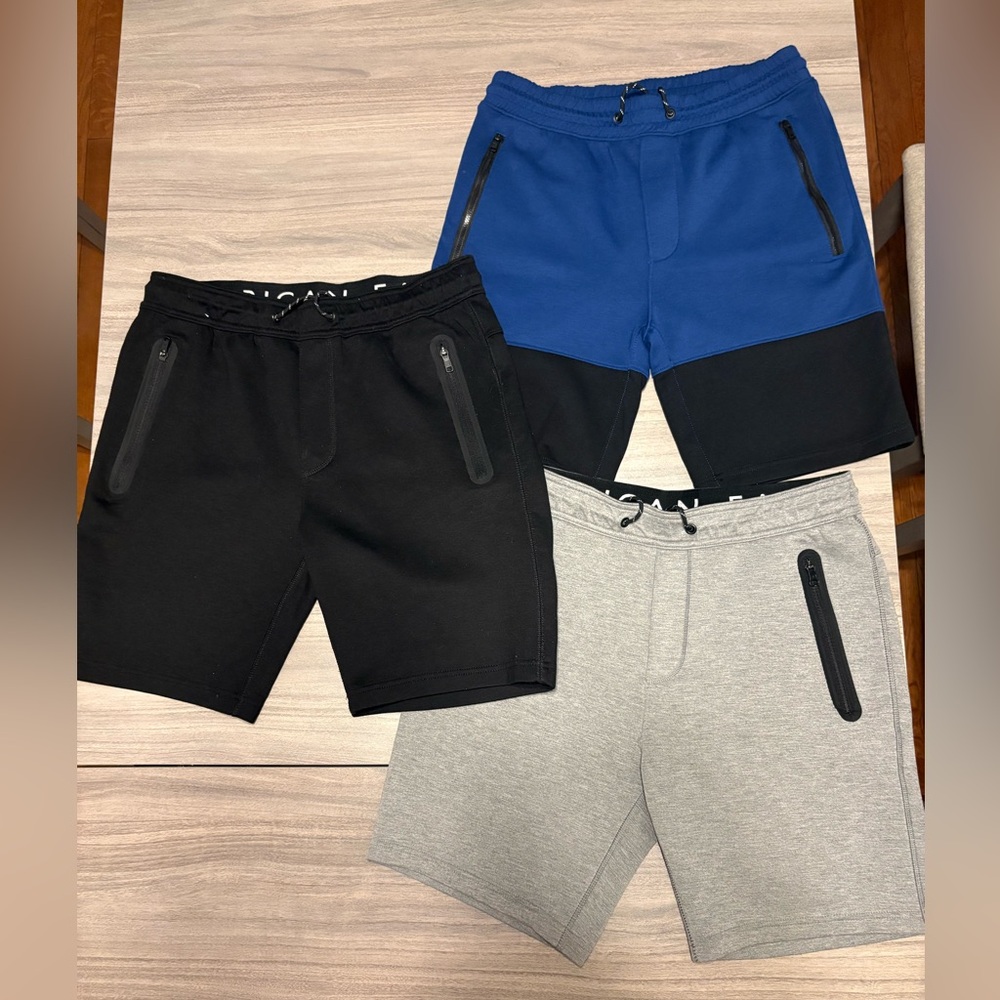 American Eagle Men Size Shorts